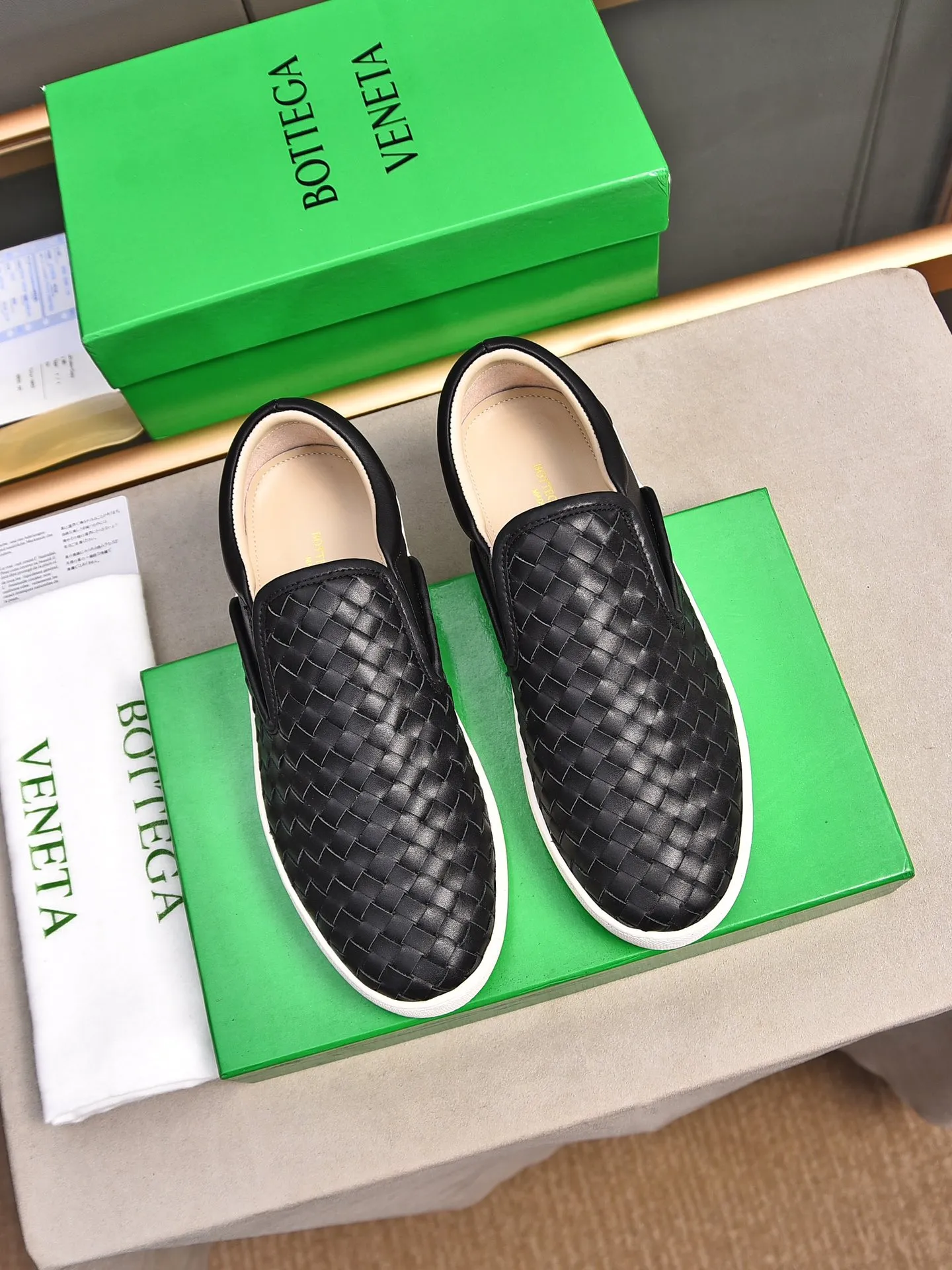 Men's shoes 💰480 [Sleeves series] BOTTEG* VENET* - high-end boutique Size: 38-44 (45 customized) BV new product, first-layer cowhide artificially woven classic style harmoniously blends with contemporary fashion temperament, rubber soles are light and flexible, water-dyed sheepskin pads! [Taobao, Tmall, and live streaming are the first choices]
